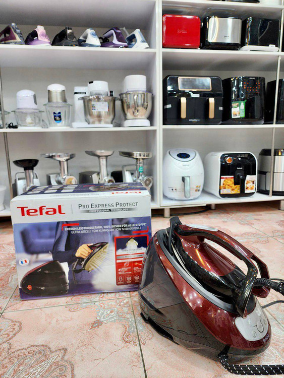 اتو مخزندار حرفهای تفال مدل gv9230