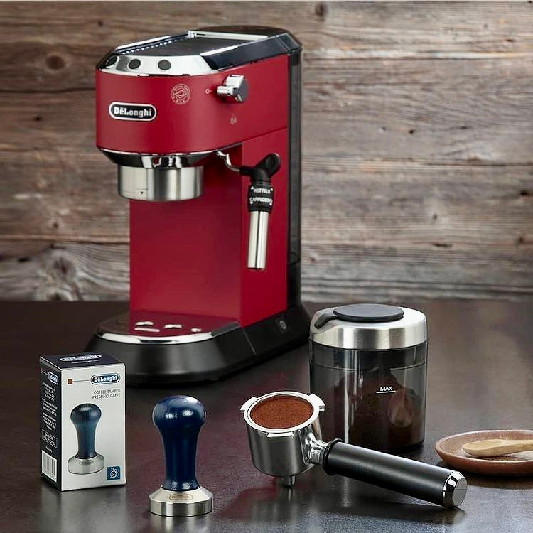 اسپرسو ساز دلونگی مدل ec685