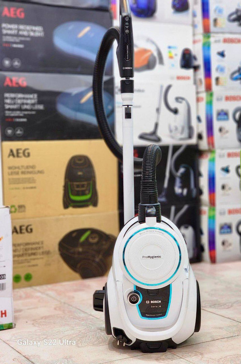 جاروبرقی مخزندار کنترلرودسته بوش مدل bgs41hyg1