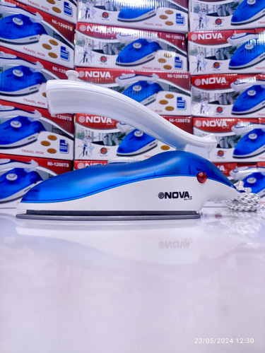 اتو مسافرتی تاشو نوا مدل NI-1200TS