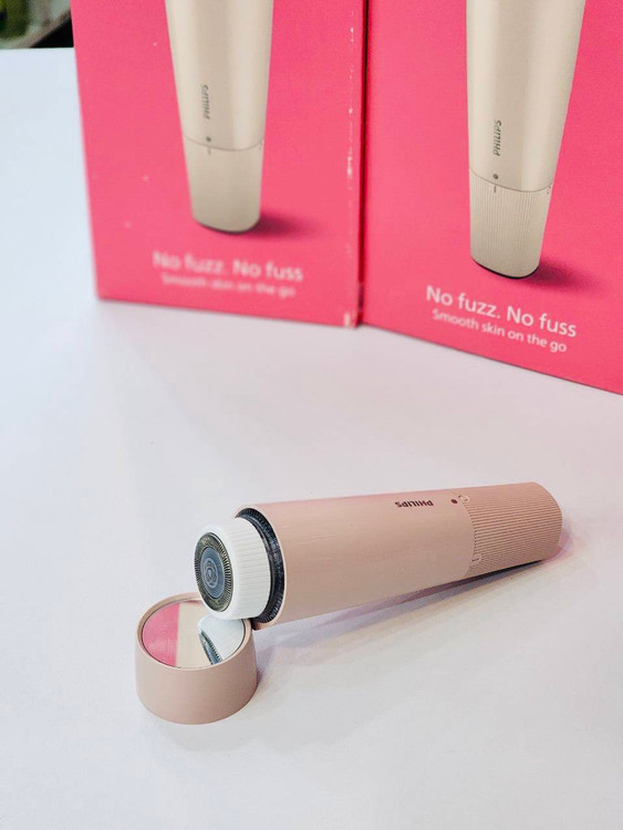 ️ماشین اصلاح موی صورت بانوان فیلیپس مدل brr454