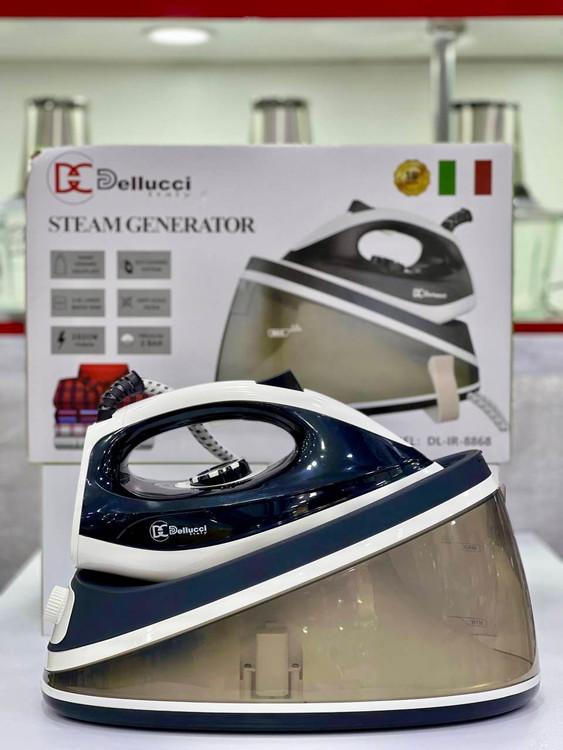 اتو مخزن دار دلوسی ایتالیا مدل DL8868