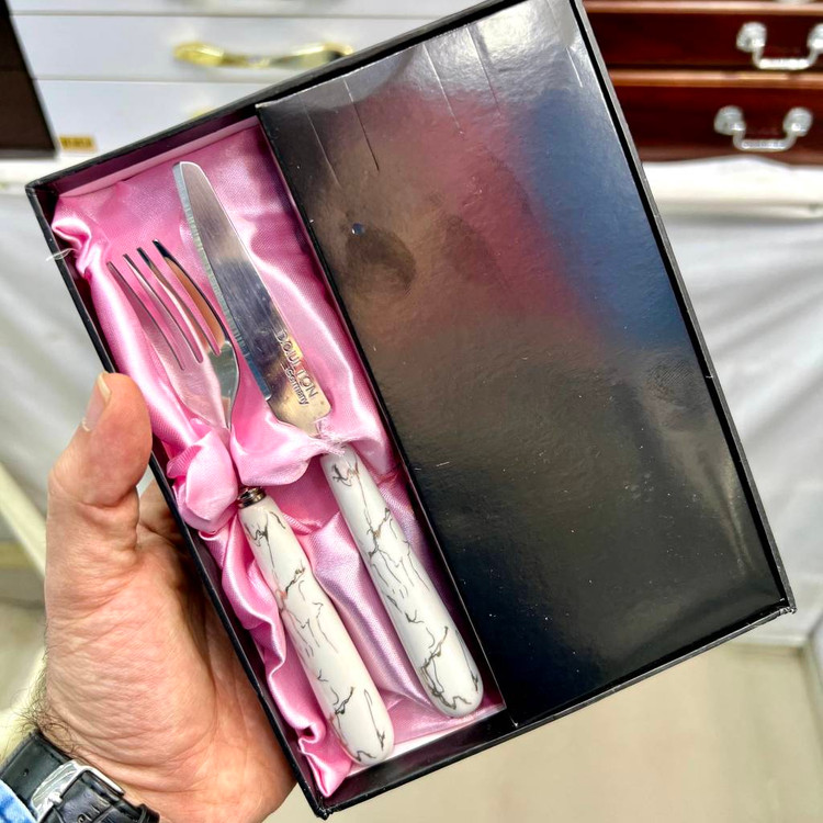 کارد و چنگال میوهخوری مارک دالتون