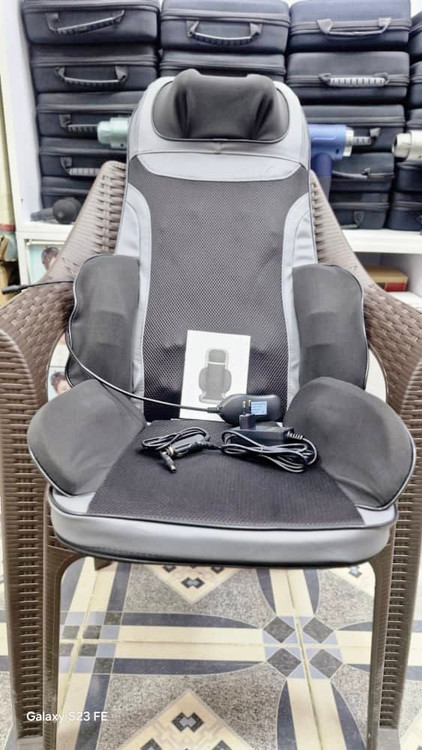 ماساژور صندلی باله دار با نشیمن