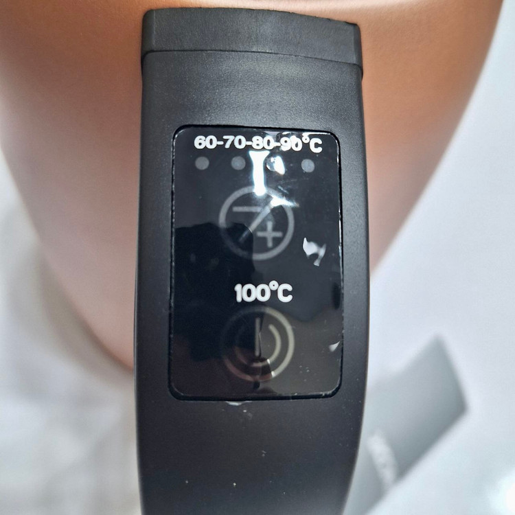 کتری برقی سنکور مدل SWK 7706GD