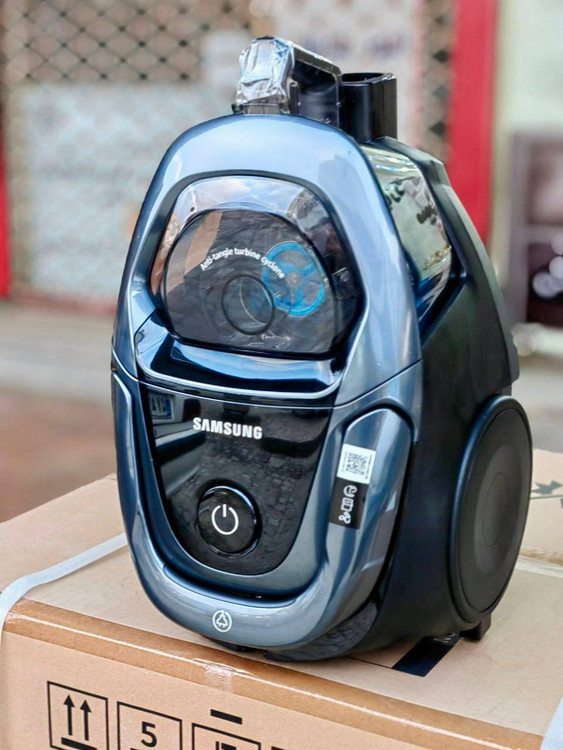 جاروبرقی سامسونگ MODEL : sc18m31c0HG