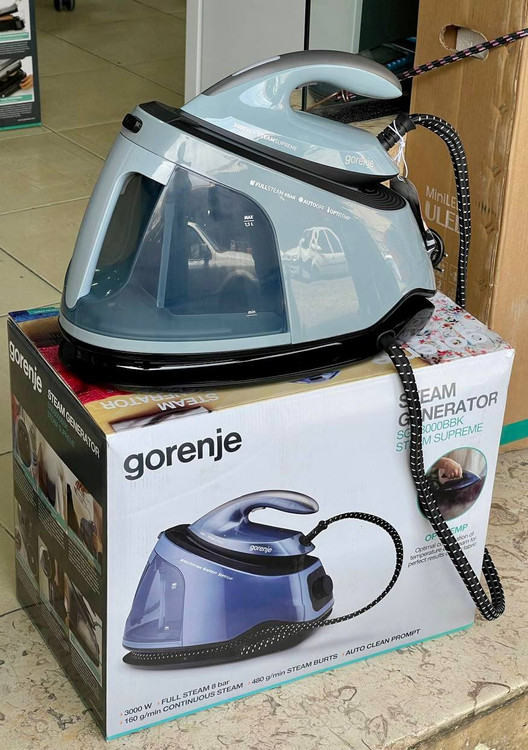 اتو مخزن دار گرنیه مدل SGD3000BBK برند اسلووانی