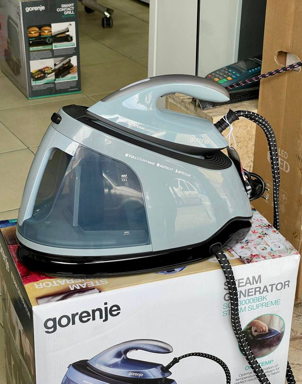 اتو مخزن دار گرنیه مدل SGD3000BBK برند اسلووانی