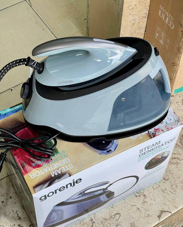 اتو مخزن دار گرنیه مدل SGD3000BBK برند اسلووانی