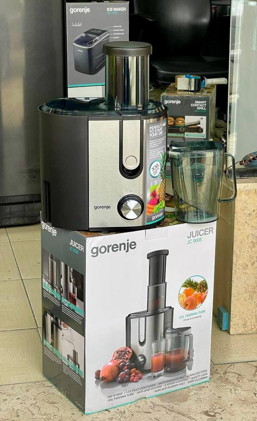 آبمیوه گیری گرنیه مدل JC900E برند اسلووانی