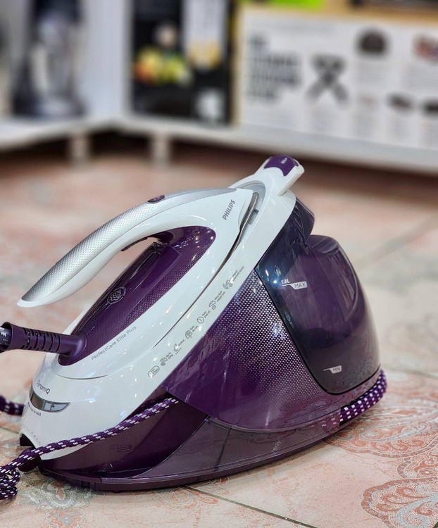 اتو مخزندار حرفهای فیلیپس Gc9660