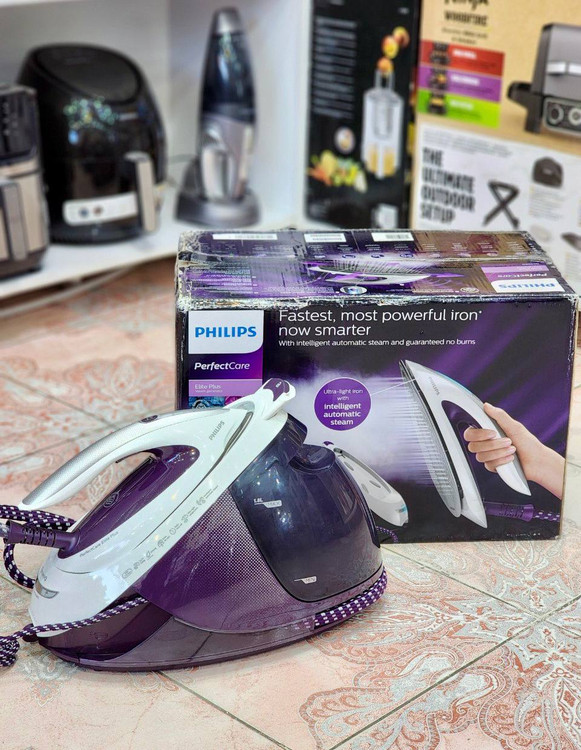 اتو مخزندار حرفهای فیلیپس Gc9660