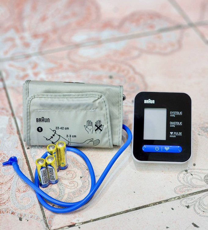 فشارسنج دیجیتالی براون exactfit 1