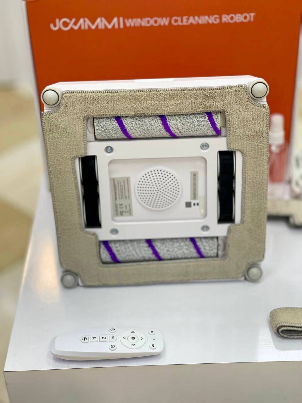 ربات شیشه شور مارک jcm مدل S9