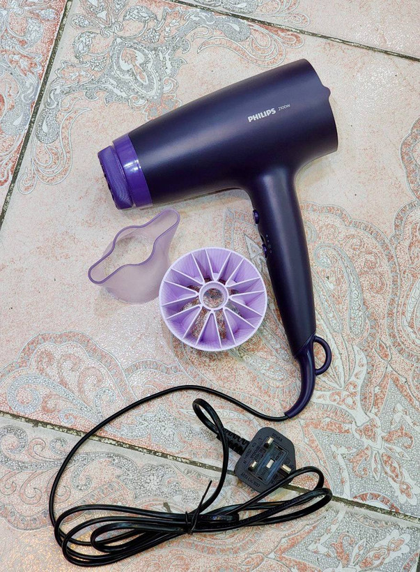 سشوار فیلیپس bhd340