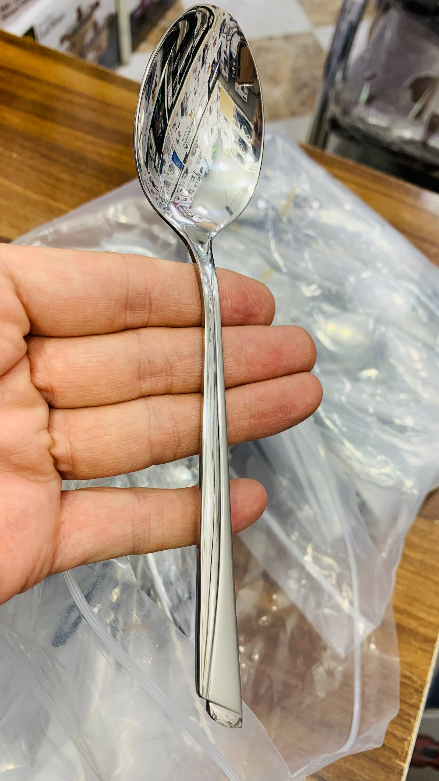 سرویس قاشق و چنگال ۱۴۴ تیکه یونیک اصل