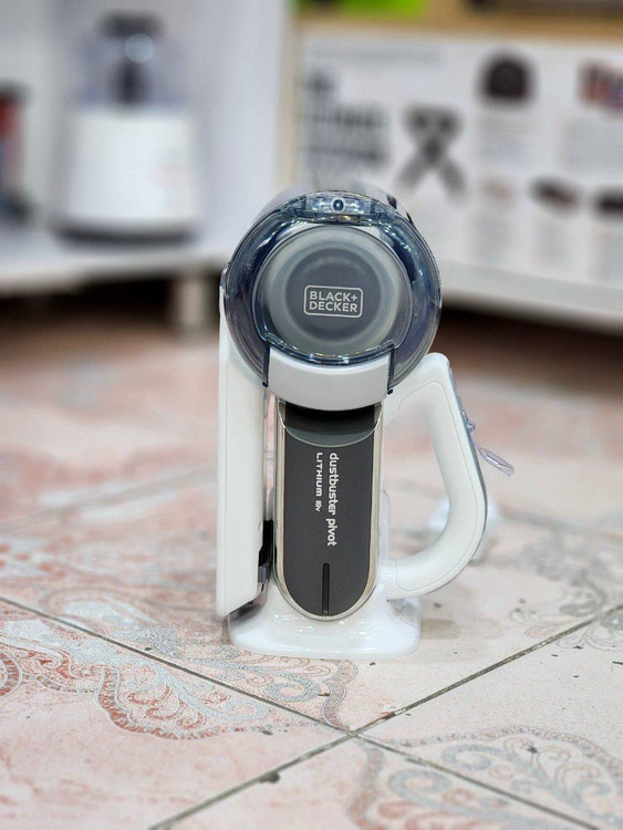 جاروشارژی دستی بلک اند دیکر pv1820L