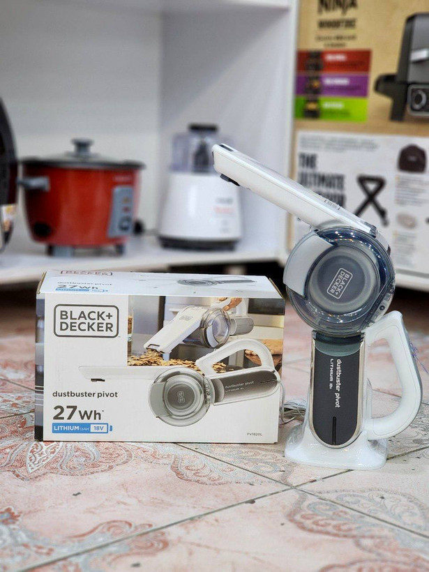 جاروشارژی دستی بلک اند دیکر pv1820L
