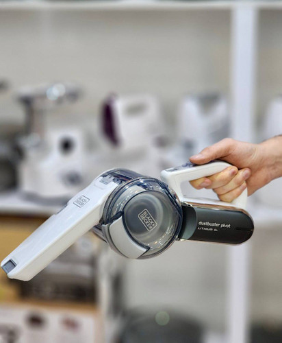 جاروشارژی دستی بلک اند دیکر pv1820L