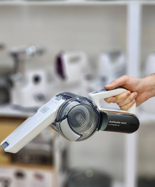 جاروشارژی دستی بلک اند دیکر pv1820L