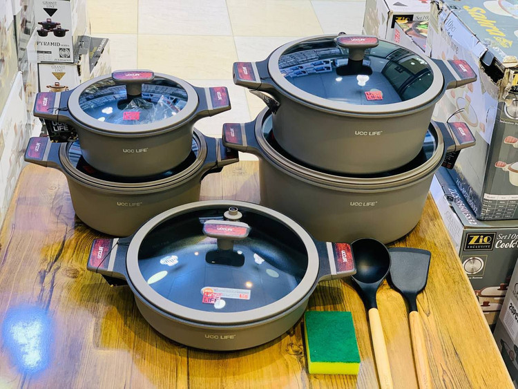 سرویس قابلمه ۱۳ پارچه برند یوسی لایف المانی کیفیت عالی