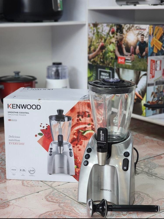 مخلوط کن حرفهای کنوود sb327